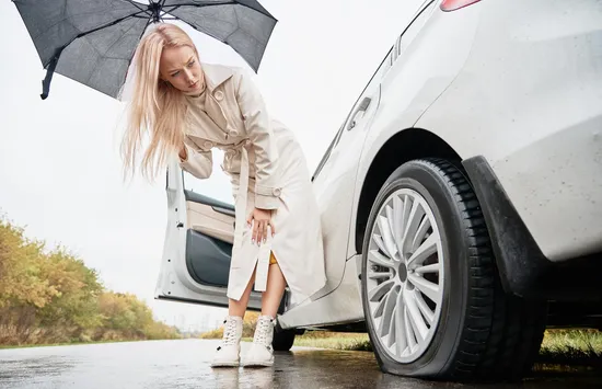 Sweden Goodyear Tyre Puncture Repair Mats Iaae Tyre Repairing Machine Hot Melt Equipment Hot Glue Binding Machine Price in India Tyre Puncture Proof Material 